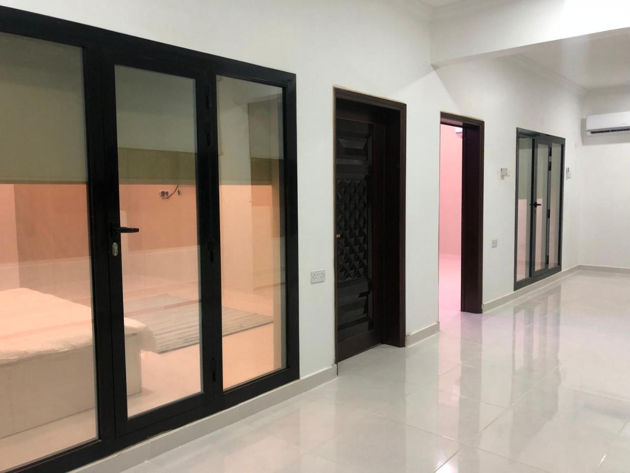 Home X4 Al Wāşil Eksteriør billede