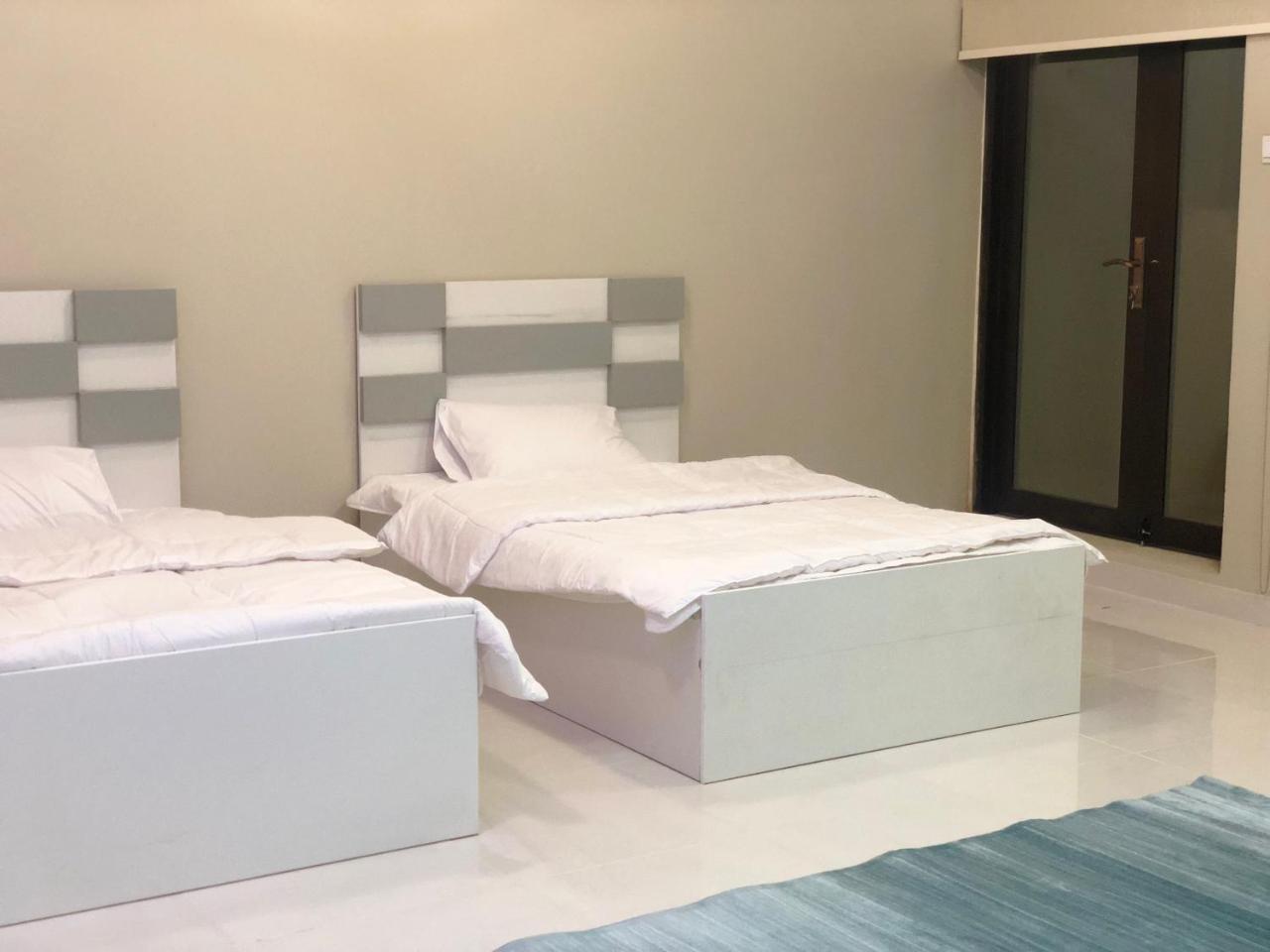 Home X4 Al Wāşil Eksteriør billede