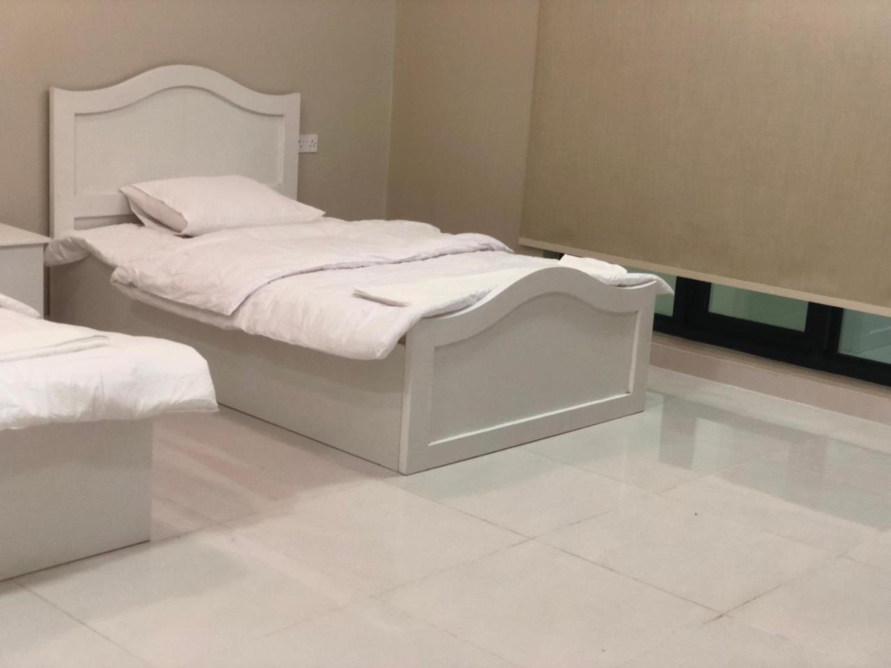 Home X4 Al Wāşil Eksteriør billede